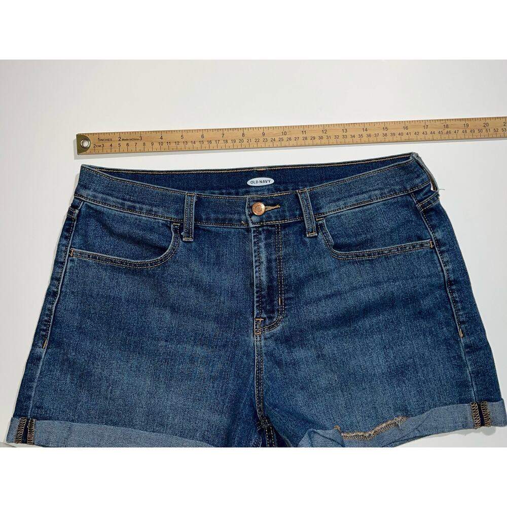 Old navy women’s blue jeans shorts - Picture 7 of 10